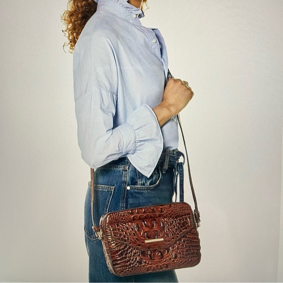 Brahmin Shea Crossbody💙NWT💙 - Picture 14 of 15